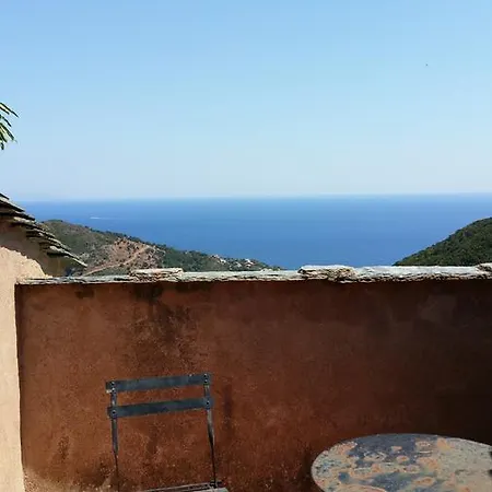Maison Vue Mer Et Piscine * San-Martino-di-Lota